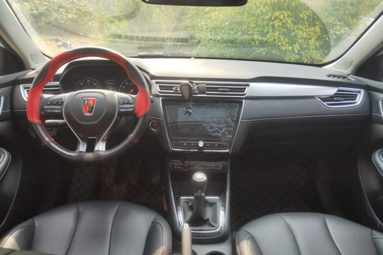 Used Roewe i5 2019 1.5L Manual 4G Connectable Langhao Edition