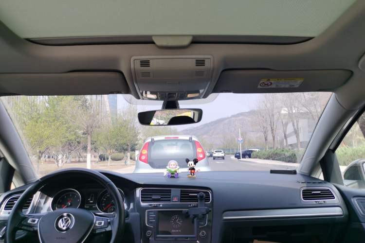 Used Volkswagen Golf 2017 230TSI Automatic Luxury Million-Vehicle Commemorative Edition Headliner