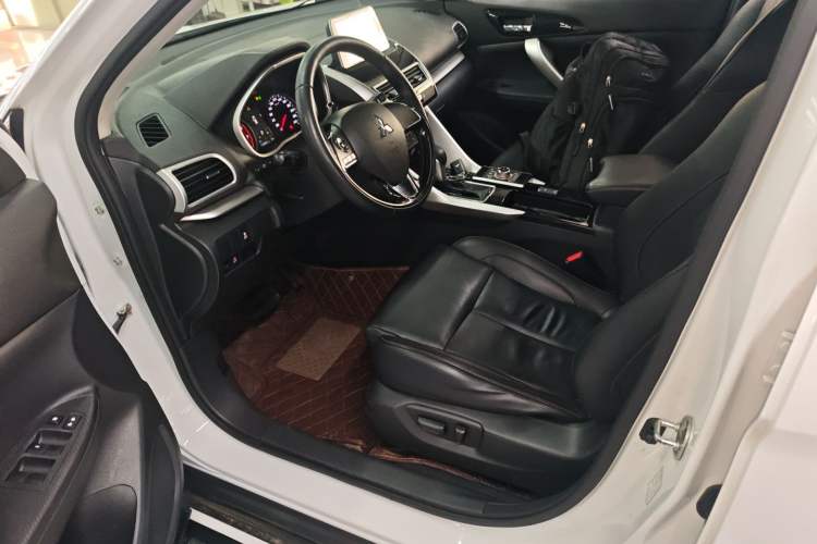 Used Mitsubishi Eclipse Cross 2019 1.5T CVT Two-Wheel Drive Dream Edition China VI Standard