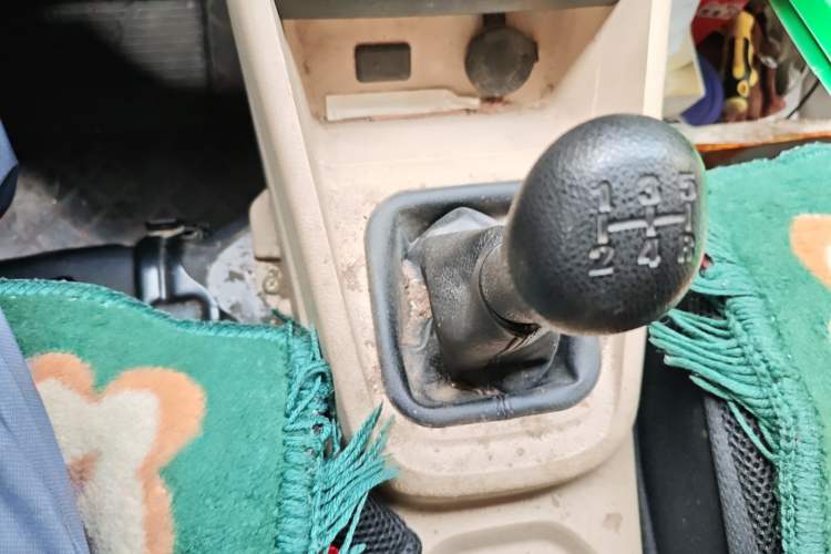 Used CHANGAN KUAYUE Xing V3 2022 1.5L Gasoline Enjoyment Model 5-Seat Passenger Vehicle JL473QH
