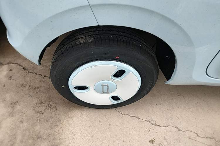 Used Bestune Pony 2026 Model 222km Cute Horse Plus Right Rear Wheel Hub