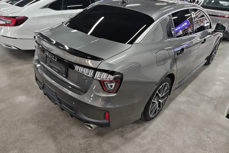 Used Lynk & Co 03 2022 2.0TD DCT JingPro Rear Right 45 Deg