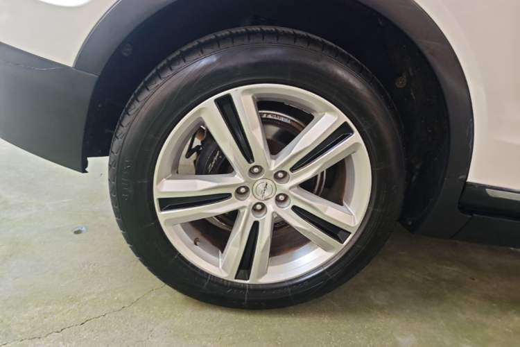 Used Zotye T700 2017 1.8T Dual-Clutch Prestige Model
