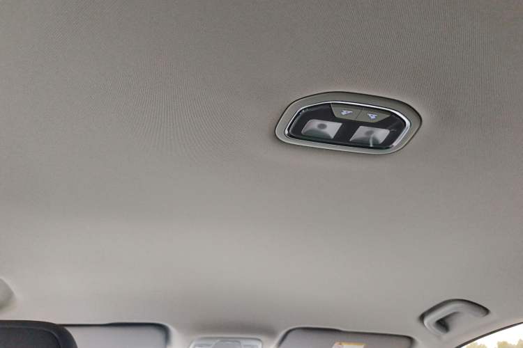 Used Geely Auto Coolray 2023 1.5T DCT Diamond Edition Headliner