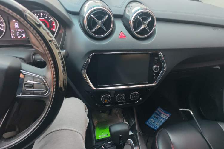 Used Soueast DX3 2016 1.5T CVT Prestige Edition