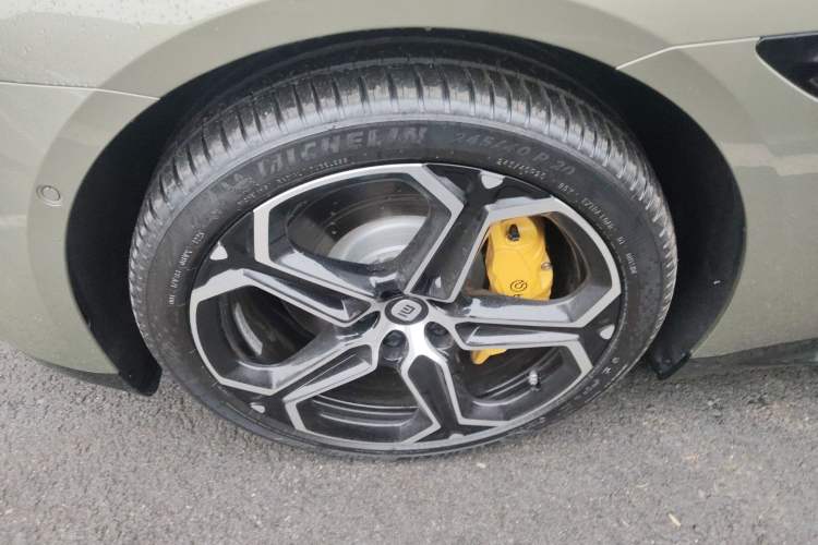 Used Xiaomi Auto SU7 2024 Rear-Drive Long-Range Intelligent Driving Version
