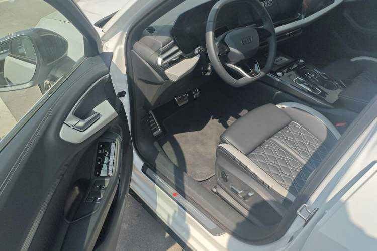 Used Audi A5L 2026 2.0T Sport quattro Driver Seat