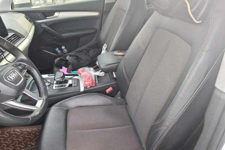Used Audi Q5L 2018 40 TFSI Prestige Fashion Edition China V Left Front Seat