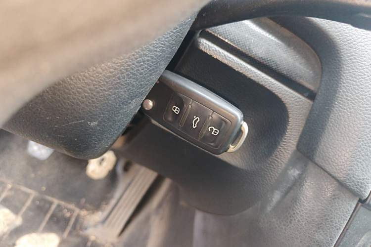 Used Volkswagen Golf 2012 1.4 TSI Manual Comfort Edition Vehicle Key