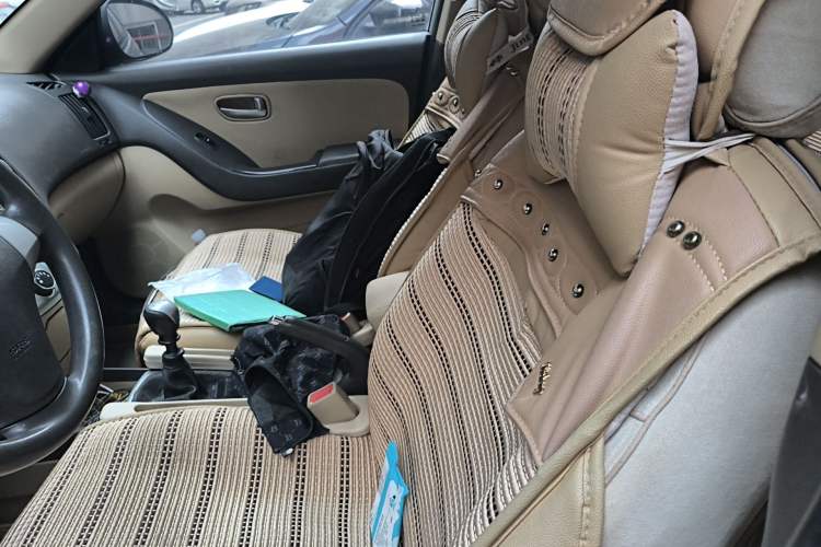 Used Hyundai Celesta 2010 1.6L MT GL Left Front Seat