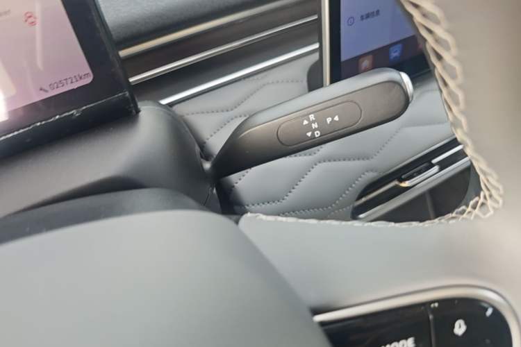 Used Dongfeng NAMMI 01 2024 430 Plus Smart+
