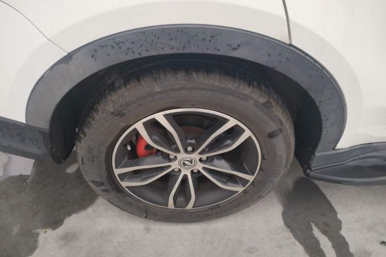 Used Dongfeng Fengon 580 2017 1.5T CVT Smart Style Model Right Rear Wheel Hub