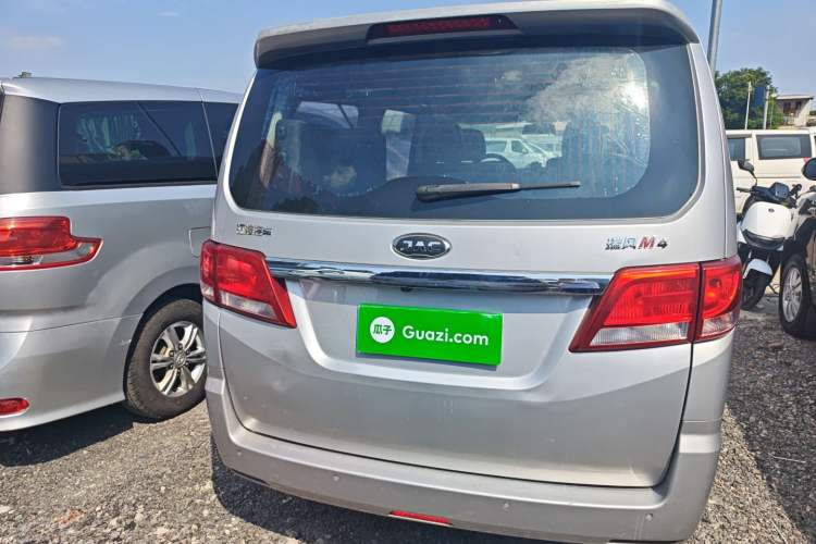Used JAC Refine M4 2016 2.0L Manual Luxury Version
