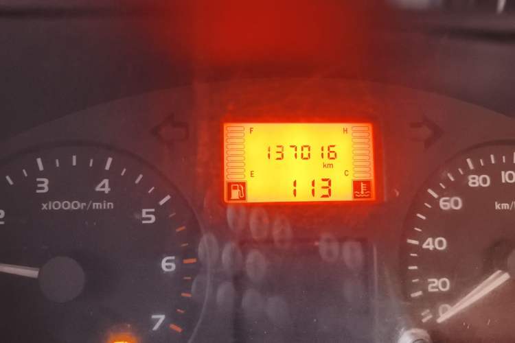 Used Wuling Rongguang 2011 1.2L Base Version
