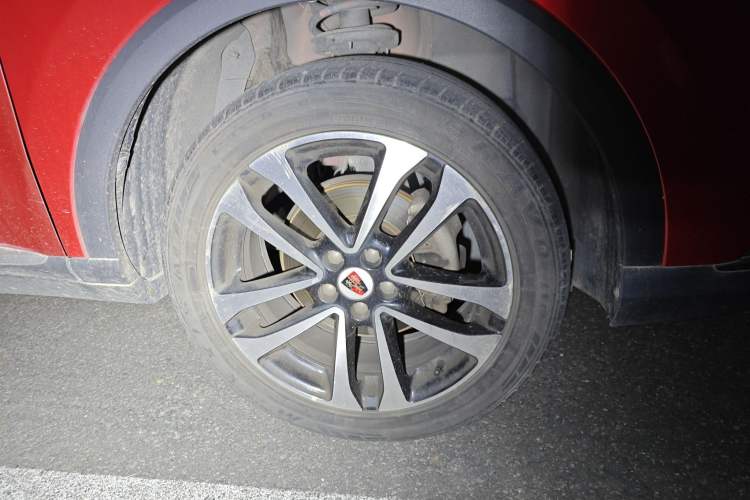 Used Roewe RX3 2018 1.6L CVT Flagship Edition Right Front Wheel Hub