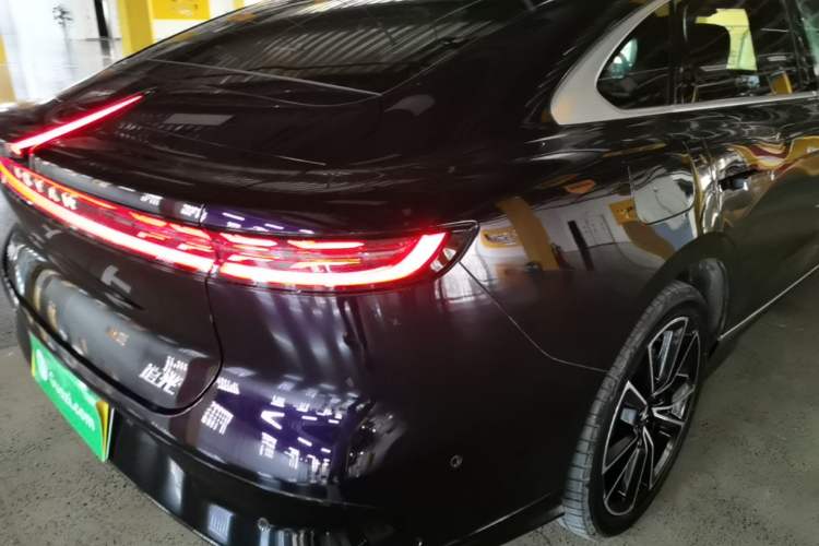 Used VOYAH PASSION 2024 PHEV Four-Wheel Drive Ultra-Long Range Flagship Model