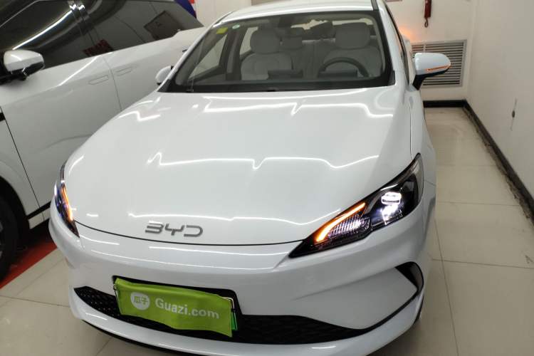 Used BYD Seal 05 DM-i 2025 DM-i Smart Drive 55KM Luxury Model Front