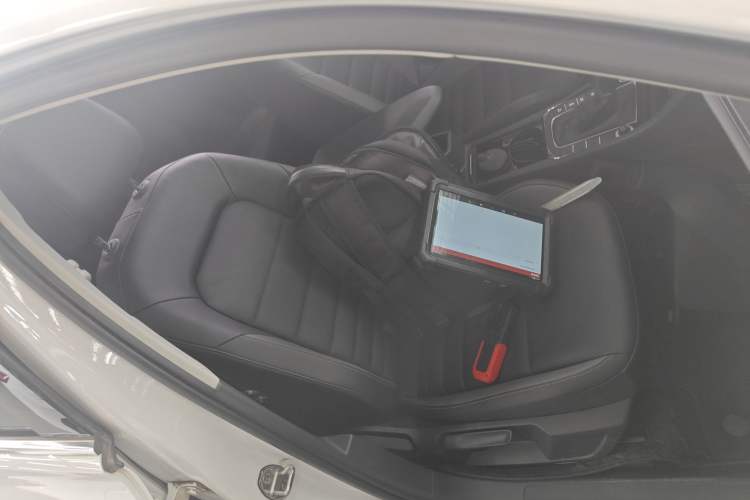 Used Volkswagen Sagitar 2021 280TSI DSG Comfort Connect Edition Right Front Seat