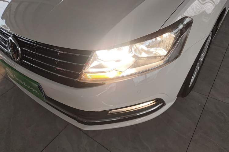 Used Volkswagen Lavida 2017 230TSI DSG Comfort Edition
