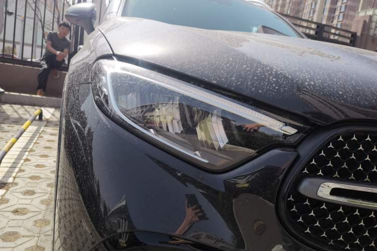 Used Mercedes-Benz GLC 2024 GLC 260 L 4MATIC Luxury Model 5 Seats Right Front Headlight