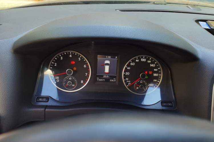 Used Volkswagen Tiguan 2013 2.0 TSI Automatic All-Wheel Drive Luxury Edition