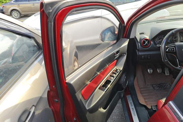 Used BAIC Senova X25 2015 1.5L Manual Elite Edition
