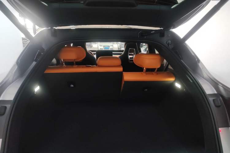 Used Xiaomi Auto YU7 2025 Ultra-Long Range All-Wheel Drive Pro Version