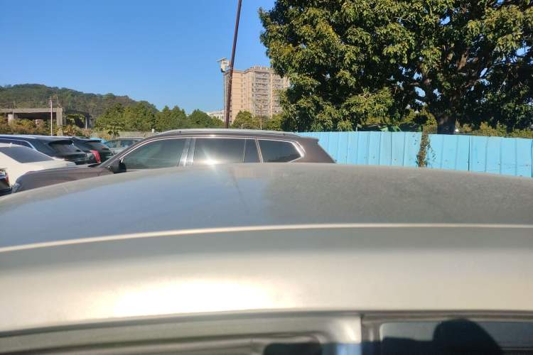 Used Venucia D50 2013 1.6L Automatic Fashion Edition
