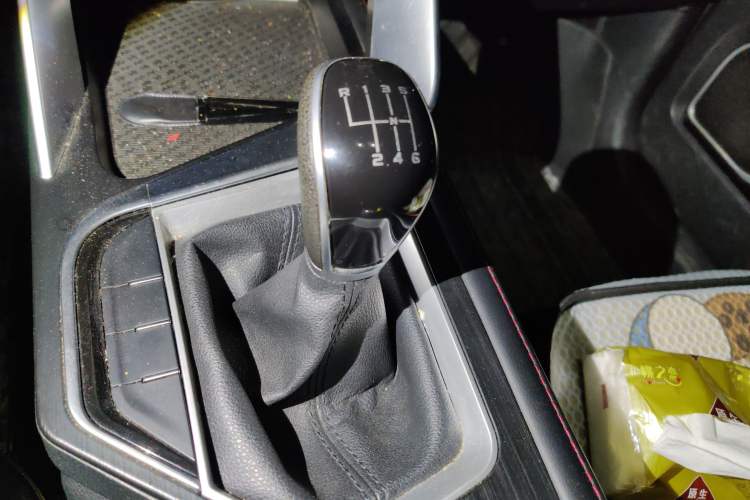 Used Geely Auto Binray 2019 200T Manual Binchi Edition