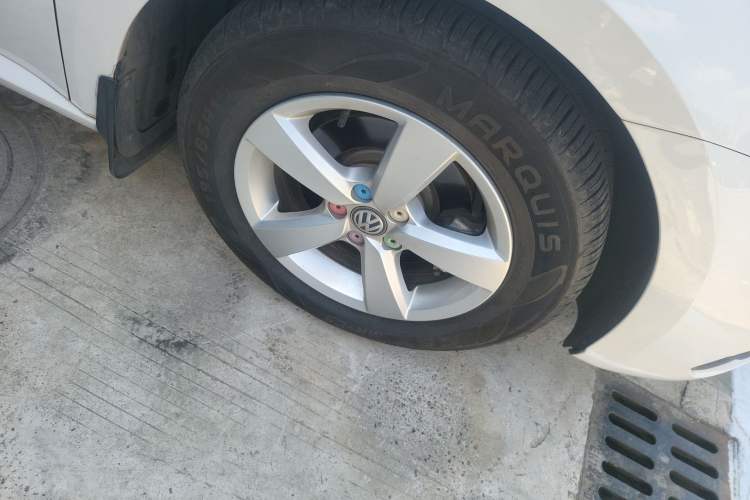 Used Volkswagen Lavida 2021 1.5L Automatic Fashion Edition Right Front Wheel Hub