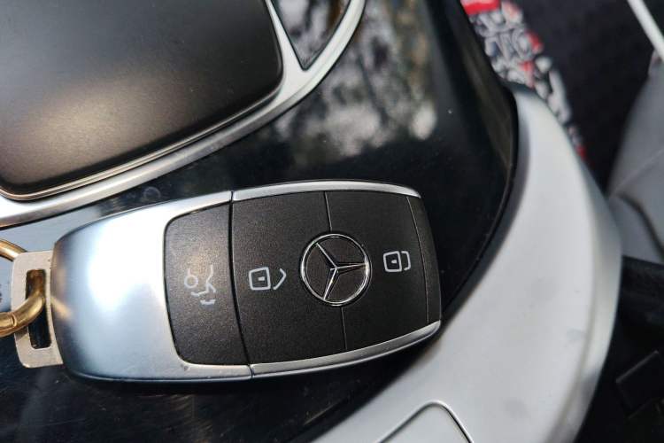 Used Mercedes-Benz C-Class 2019 C 180 L Dynamic Sports Edition Vehicle Key