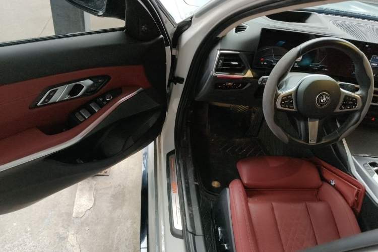 Used BMW i3 2024 eDrive 40 L Midnight Sports Package