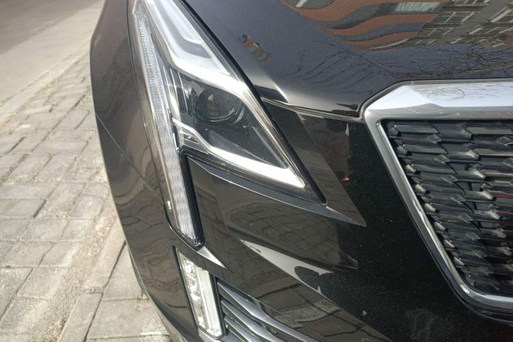 Used Cadillac XT5 2021 2.0T Two-Wheel Drive Luxury Version
