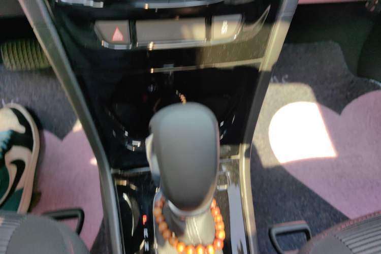 Used Buick Encore 2018 18T Automatic Two-Wheel Drive Urban Leading Model Gear Lever