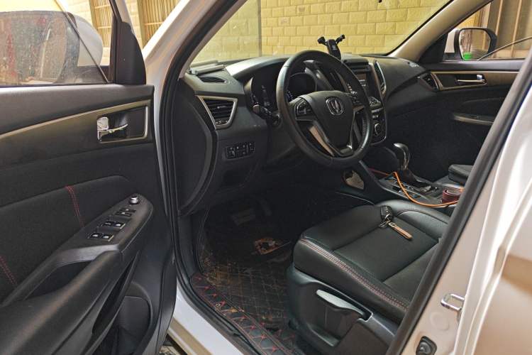 Used CHANGAN CS75 2016 1.8T Automatic Elite Model China V Standard Driver Seat