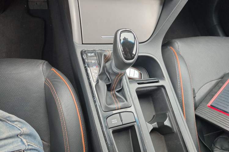 Used Hyundai Sonata 2015 1.6T GLS Smart Model Gear Lever