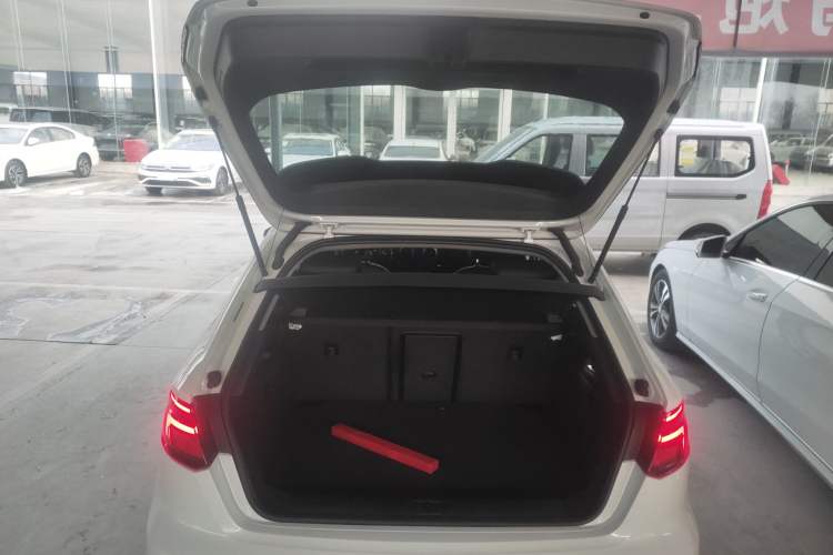 Used Audi A3 2018 30th Anniversary Edition Sportback 35 TFSI Fashion Model

