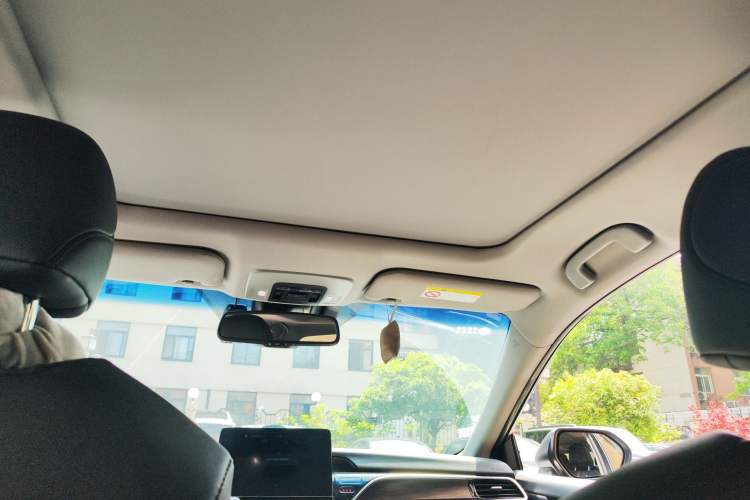 Used Toyota Camry 2023 2.5G Luxury Edition Headliner