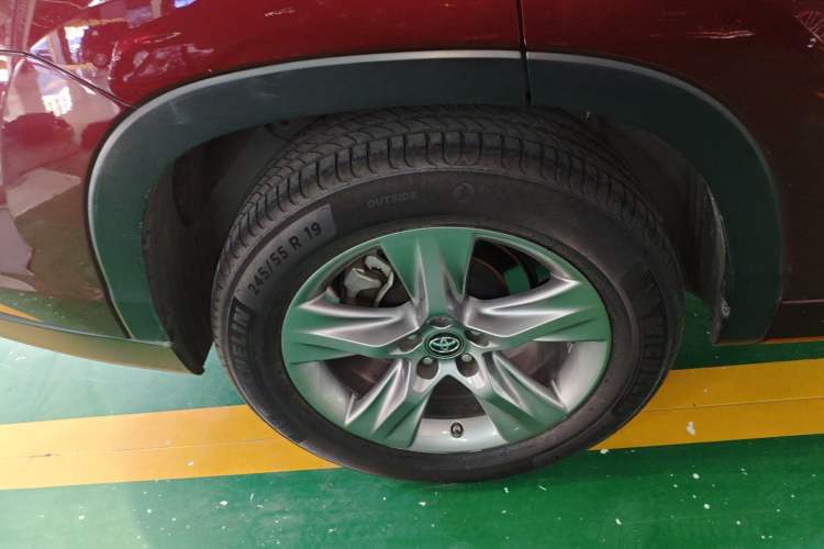 Used Toyota Highlander 2015 2.0T Four-Wheel Drive Luxury Edition 7-Seater