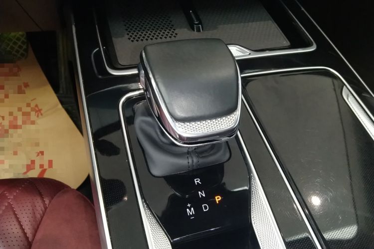 Used Hongqi HS5 2023 2.0T Qixiang Pro Edition Gear Lever