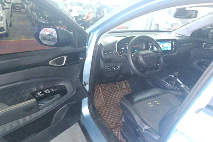 Used Baojun RM-5 2019 1.5T Manual Elite Version with 24-Hour Online Service 7 Seats
