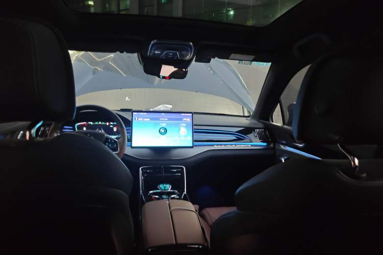 Used BYD Tang New Energy 2021 DM 2.0T Four-Wheel Drive High-Performance Flagship Model
