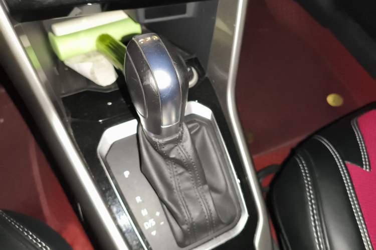 Used Volkswagen T-ROC 2020 230TSI DSG Two-Wheel Drive Advanced Version