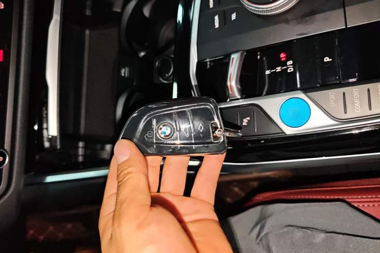 Used BMW i3 2022 eDrive 35 L Vehicle Key