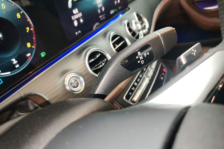 Used Mercedes-Benz E-Class 2023 Restyled E 300 L Sporty and Stylish Edition
