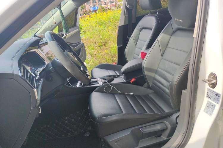 Used Volkswagen Sagitar 2020 280TSI DSG Comfort Version China VI Standard Left Front Seat