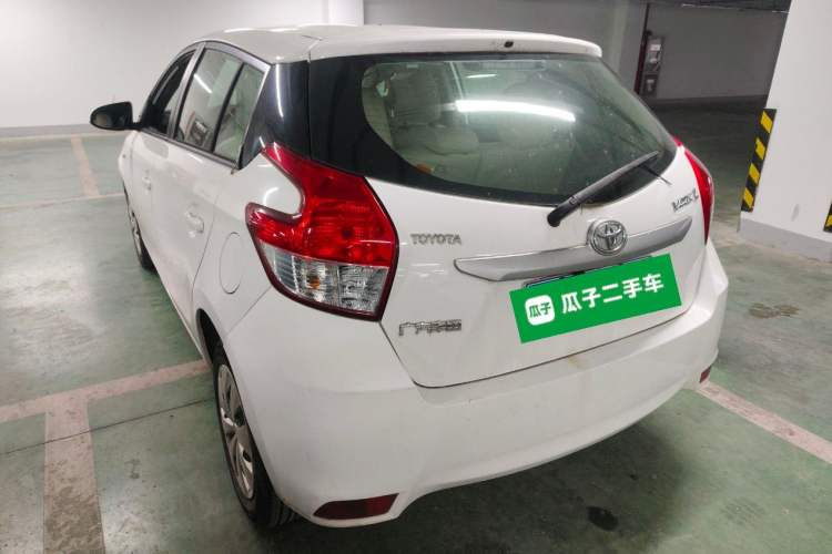 Used Toyota YARiS L Zhi Xuan 2015 1.5E Automatic Charm Edition
