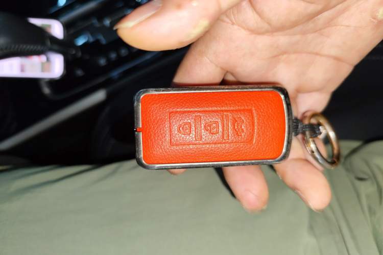 Used Mitsubishi Outlander 2019 2.4L 4x4 Zhi Xiang Edition 5 Seats China VI Standard Interior 1