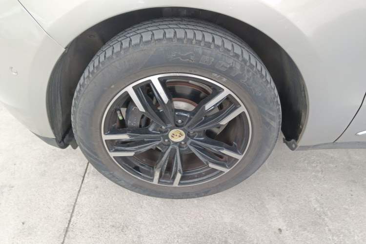 Used Zotye SR9 2017 2.0T Automatic Ultimate Dream Edition
