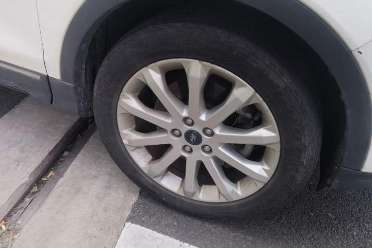 Used Ford Kuga 2015 2.0L GTDi Four-Wheel Drive Elite Model